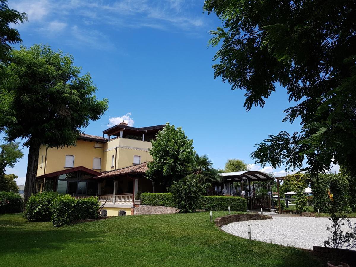 Villa Riviera Hotel Udine Pradamano Exterior foto